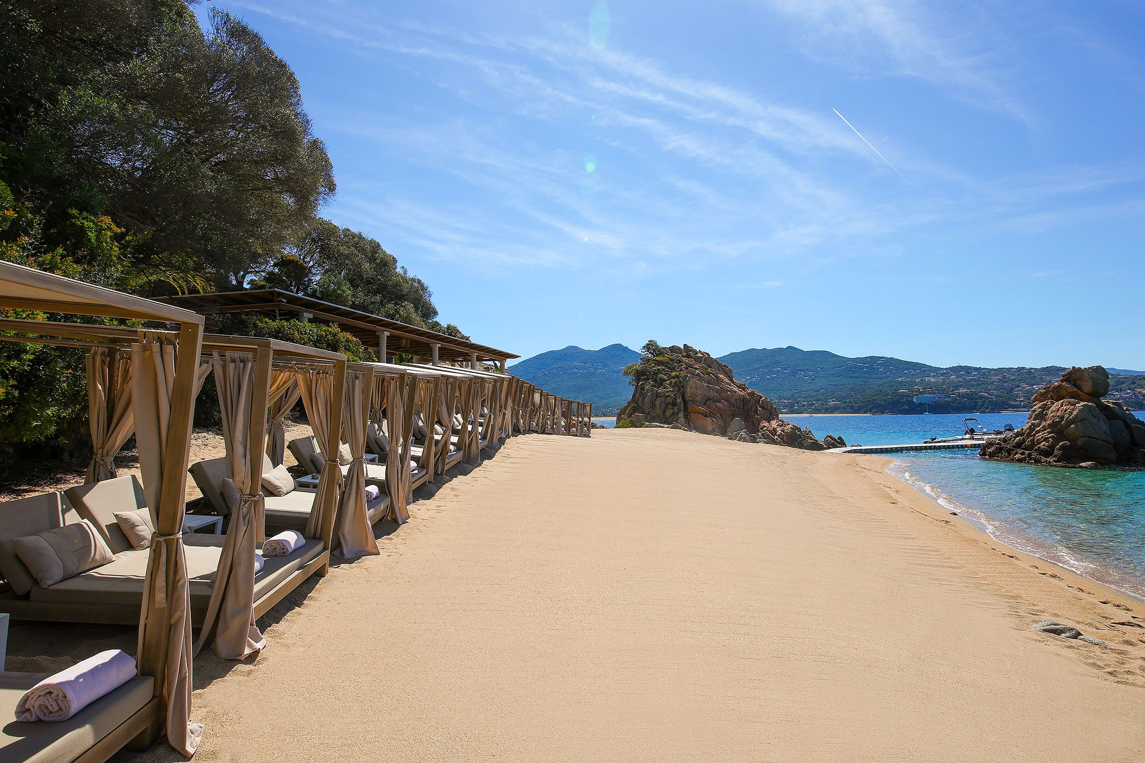 Bains de soleil pour des journées de farniente en Corse-du-Sud