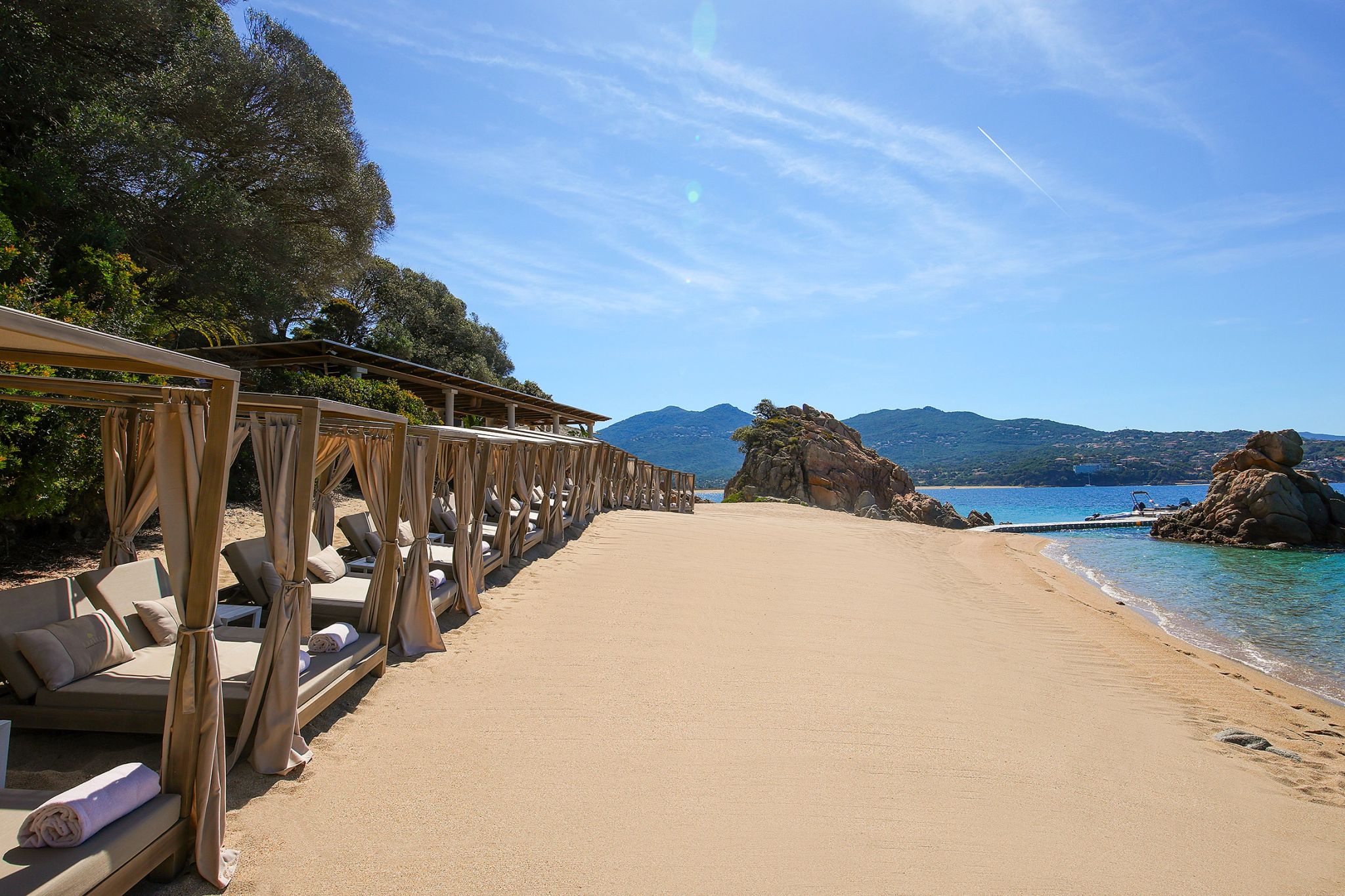 Bains de soleil pour des journées de farniente en Corse-du-Sud
