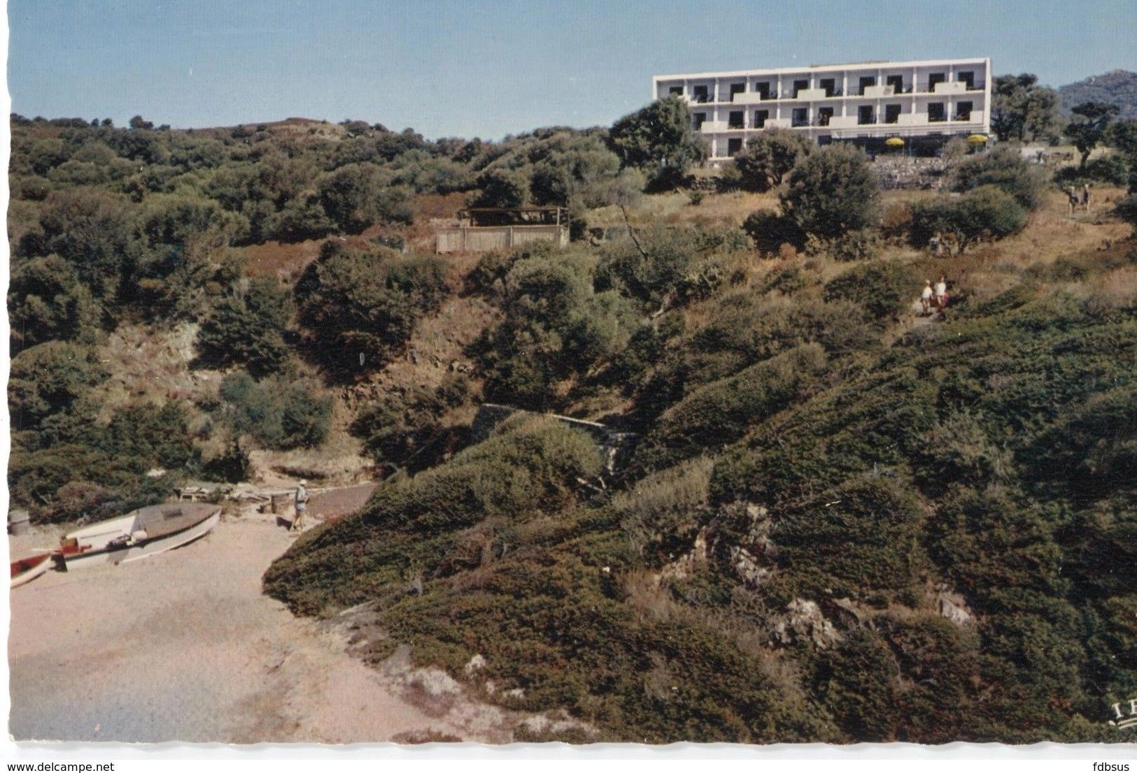 Hôtel de luxe avec vue sur la mer en Corse-du-Sud